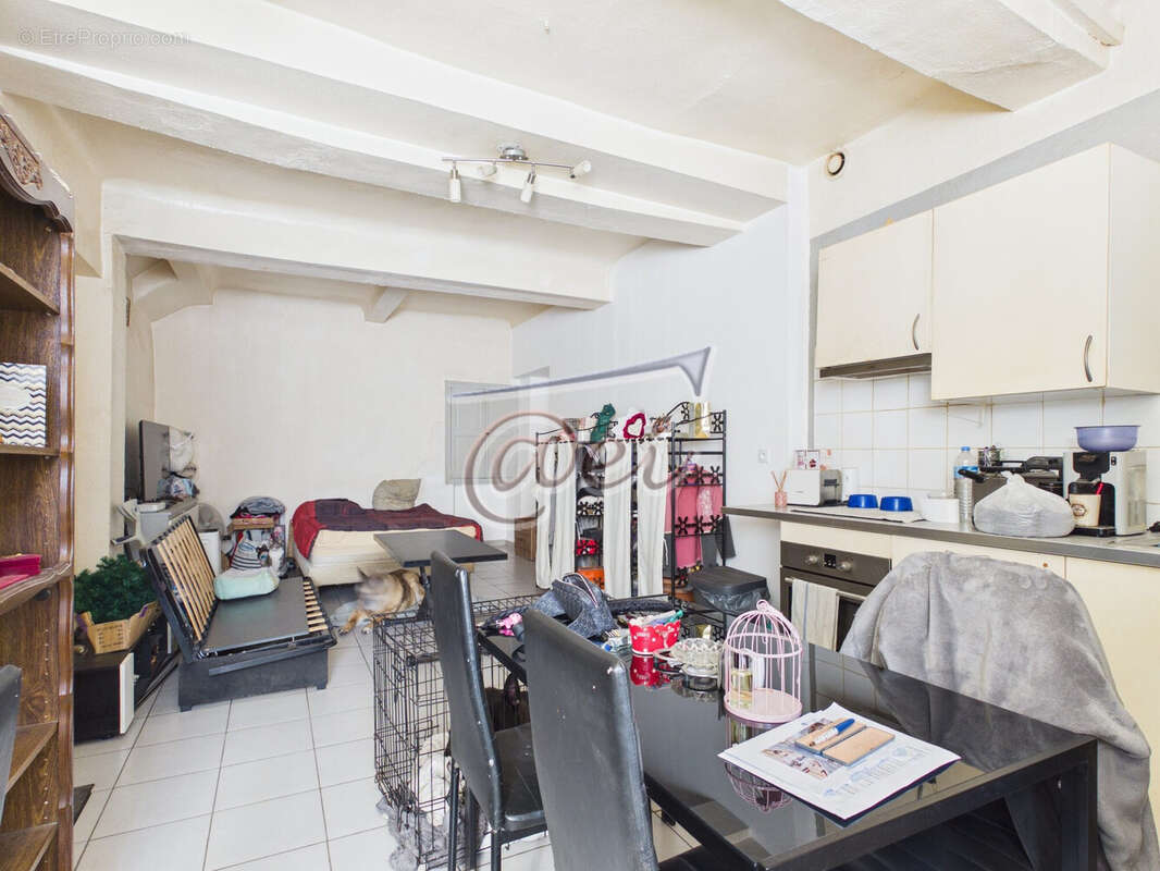 Appartement à SAINT-MAXIMIN-LA-SAINTE-BAUME