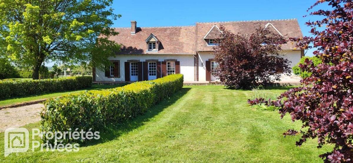 Maison à PULLAY