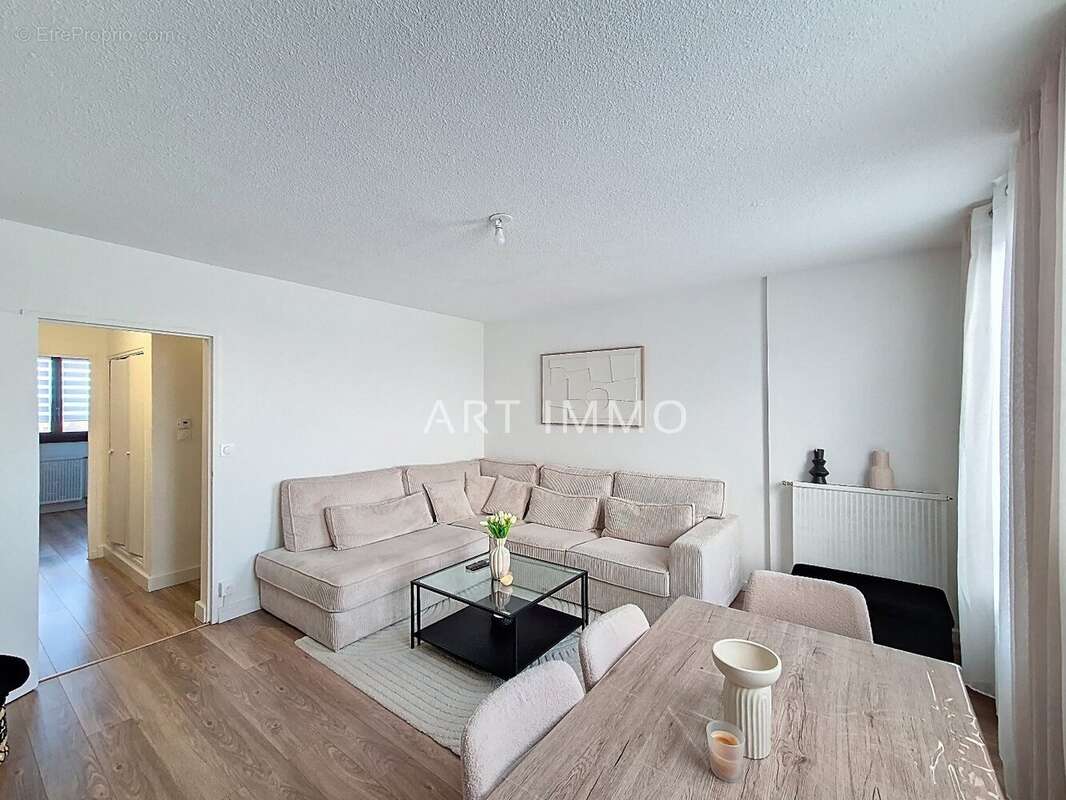 Appartement à LE PONTET