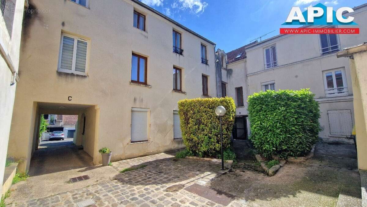 Appartement à GROSLAY