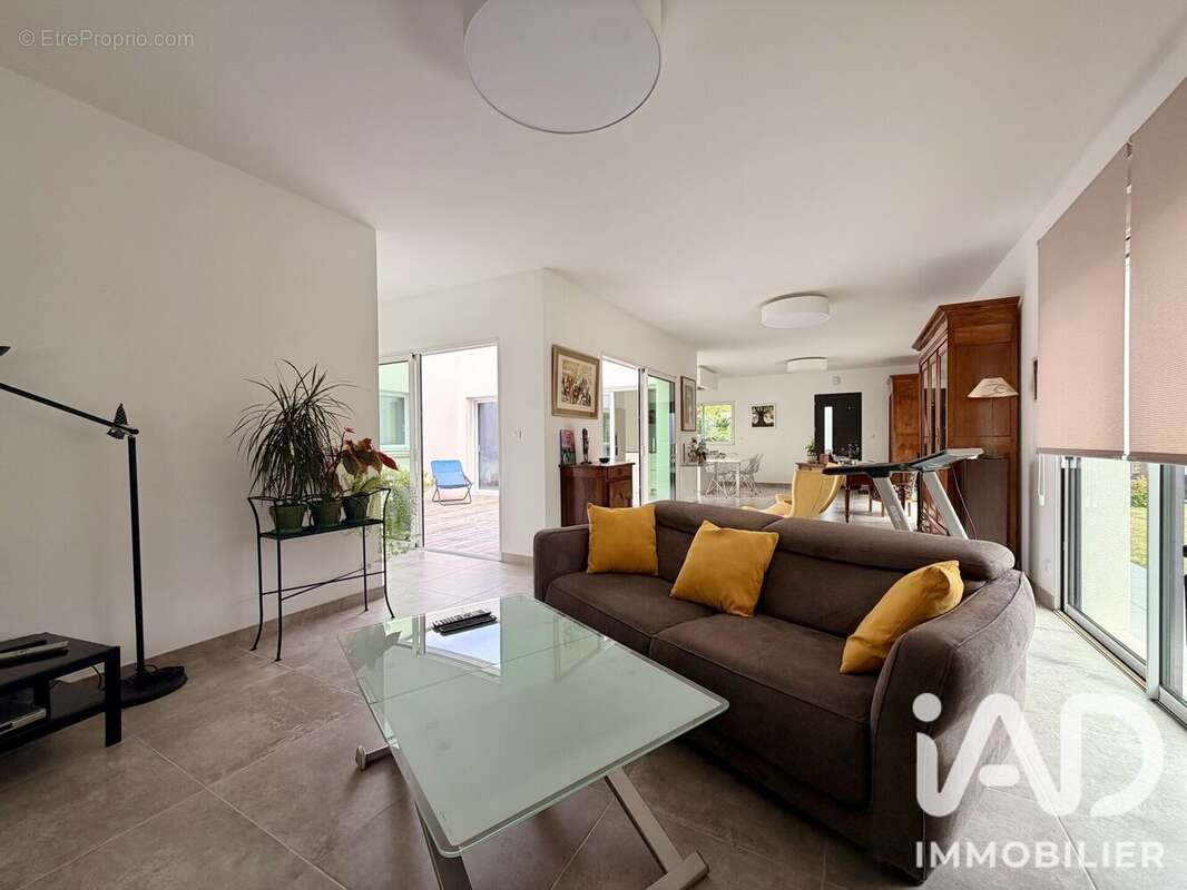 Maison 114 m² à Orvault  - photo 6