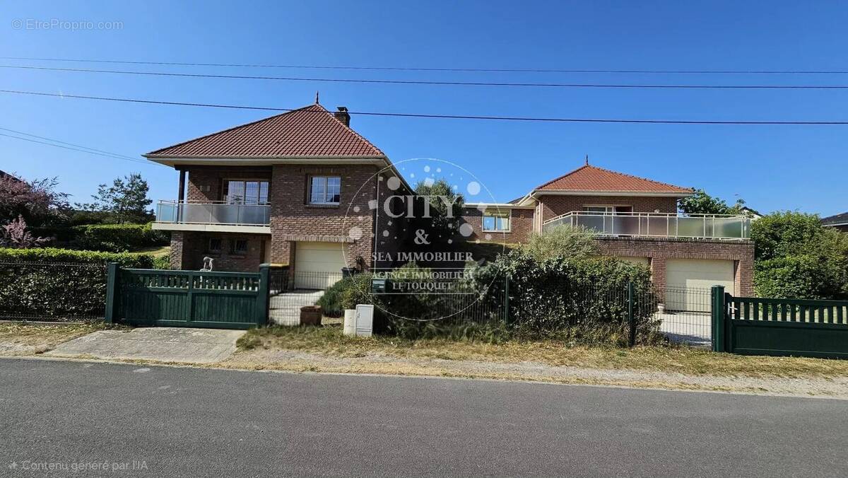 Maison à CAMIERS