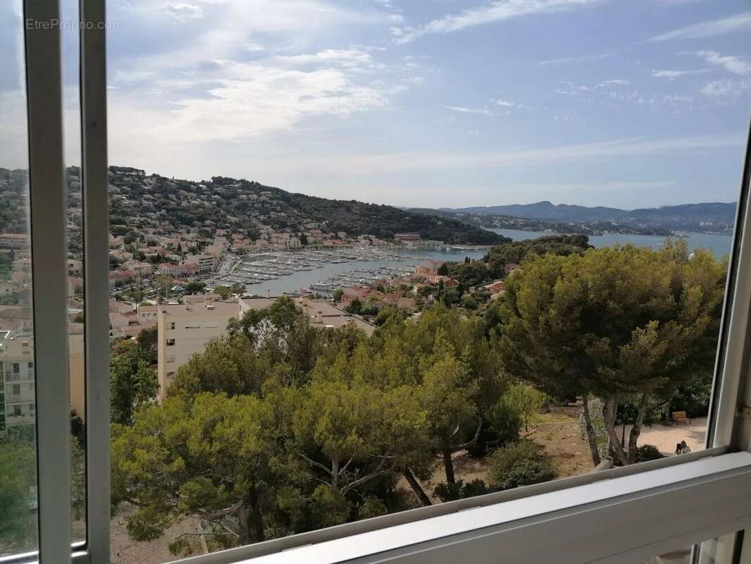 Appartement à SAINT-MANDRIER-SUR-MER