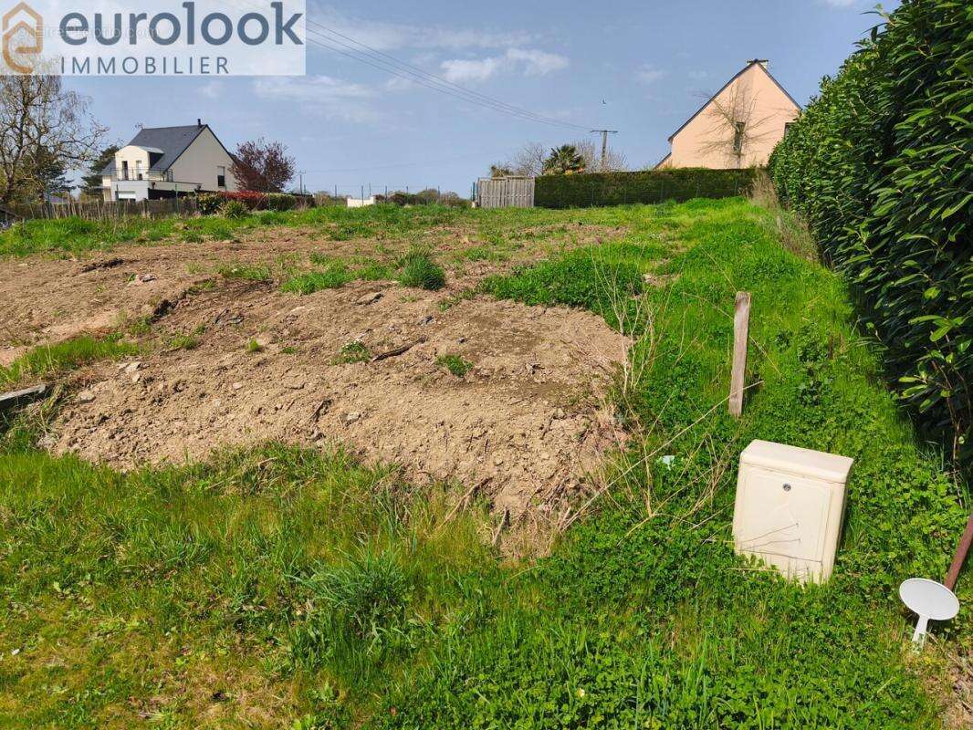 Terrain à MISSIRIAC