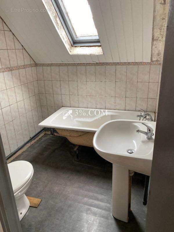Maison semi individuelle à rénover à Saultain - photo 15