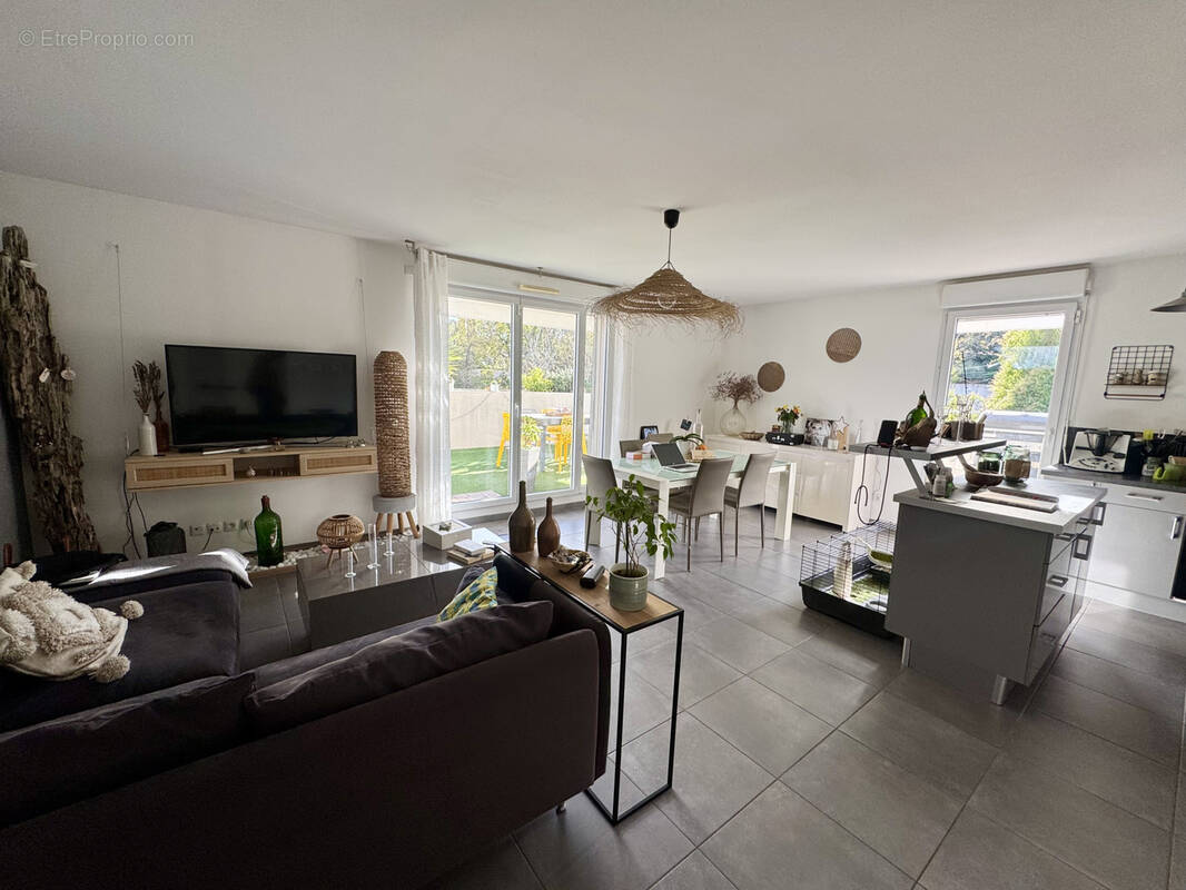 Appartement à MARSEILLE-13E