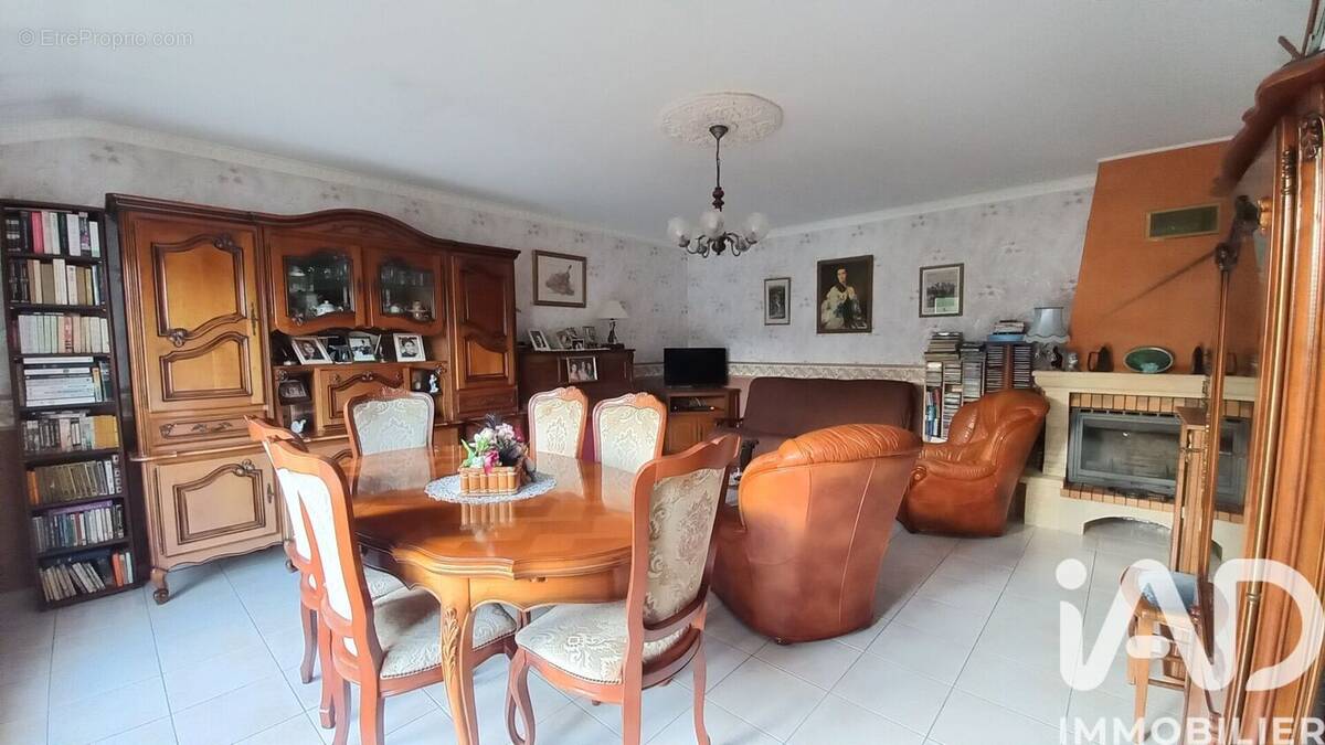 Photo 1 - Maison à CHELLES