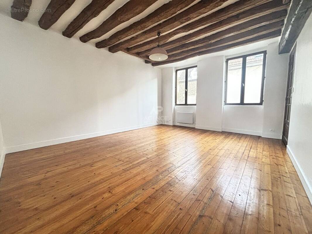 Appartement à PONTOISE
