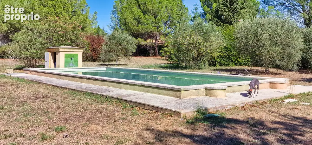 LE MUY: Demeure de prestige en pierre ? Une propriété de caractère au coeur de la Provence varoise - photo 2