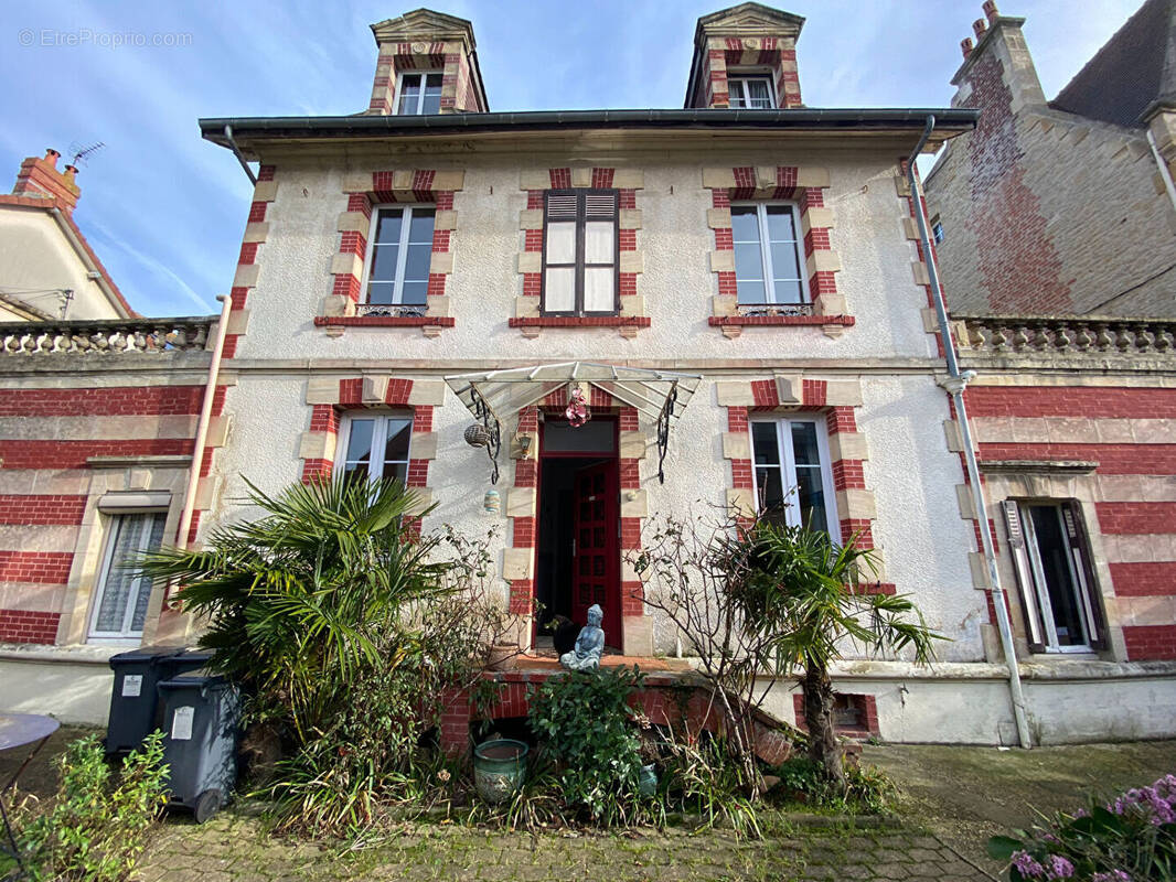 Appartement à OUISTREHAM
