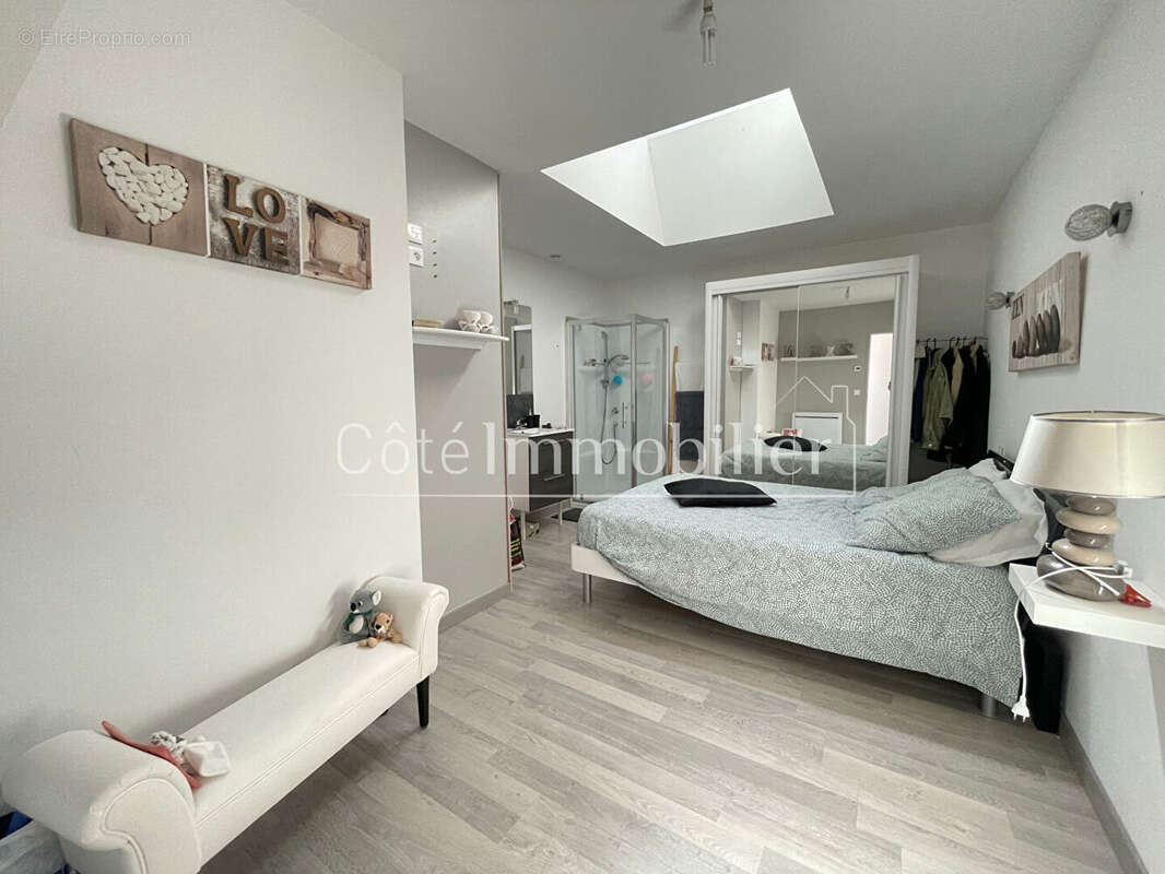 Charme-piscine-4chambres - photo 13
