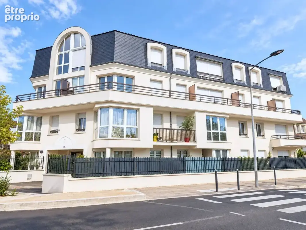 Appartement à PONTAULT-COMBAULT