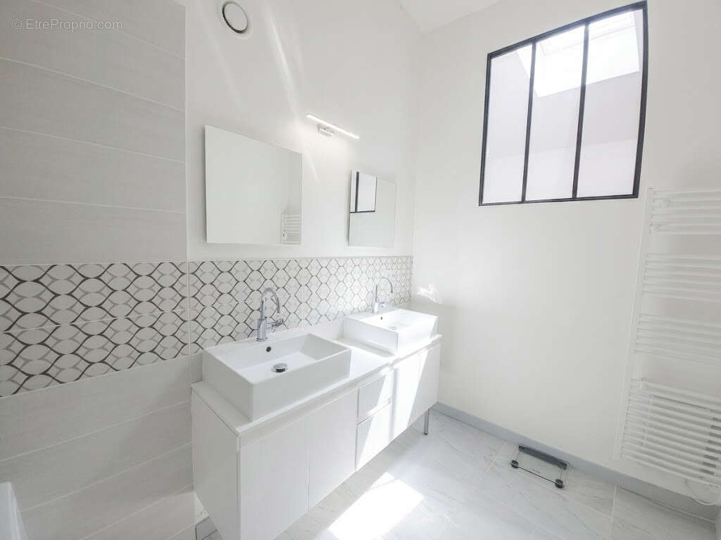 Incroyable maison de 200 m² avec piscine interieure - photo 9