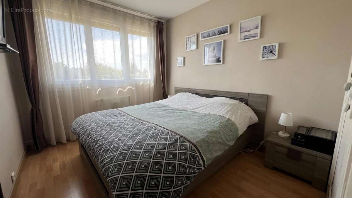 Appartement à PLAISIR