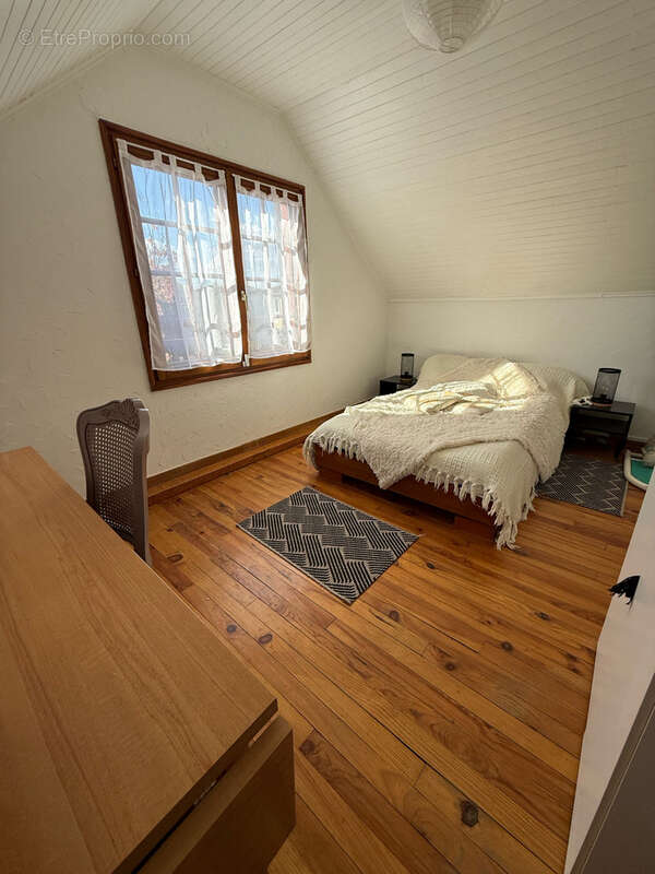 Maison individuelle T6 de 132m2 sur 5,28ares. - photo 10
