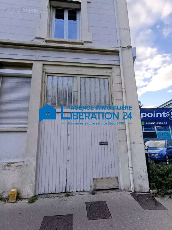 Autre à SAINT-ETIENNE