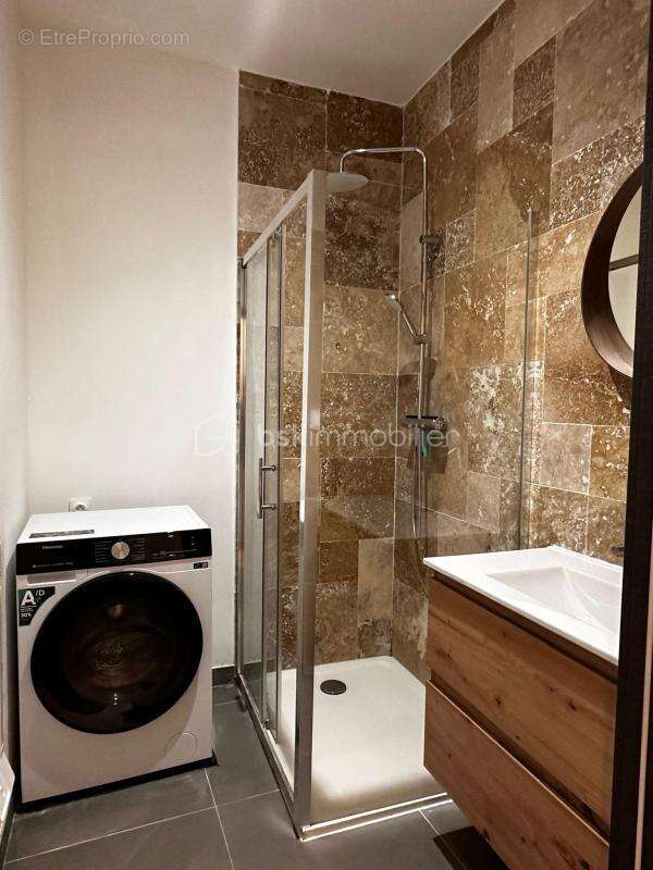 Appartement à GREZIEU-LA-VARENNE