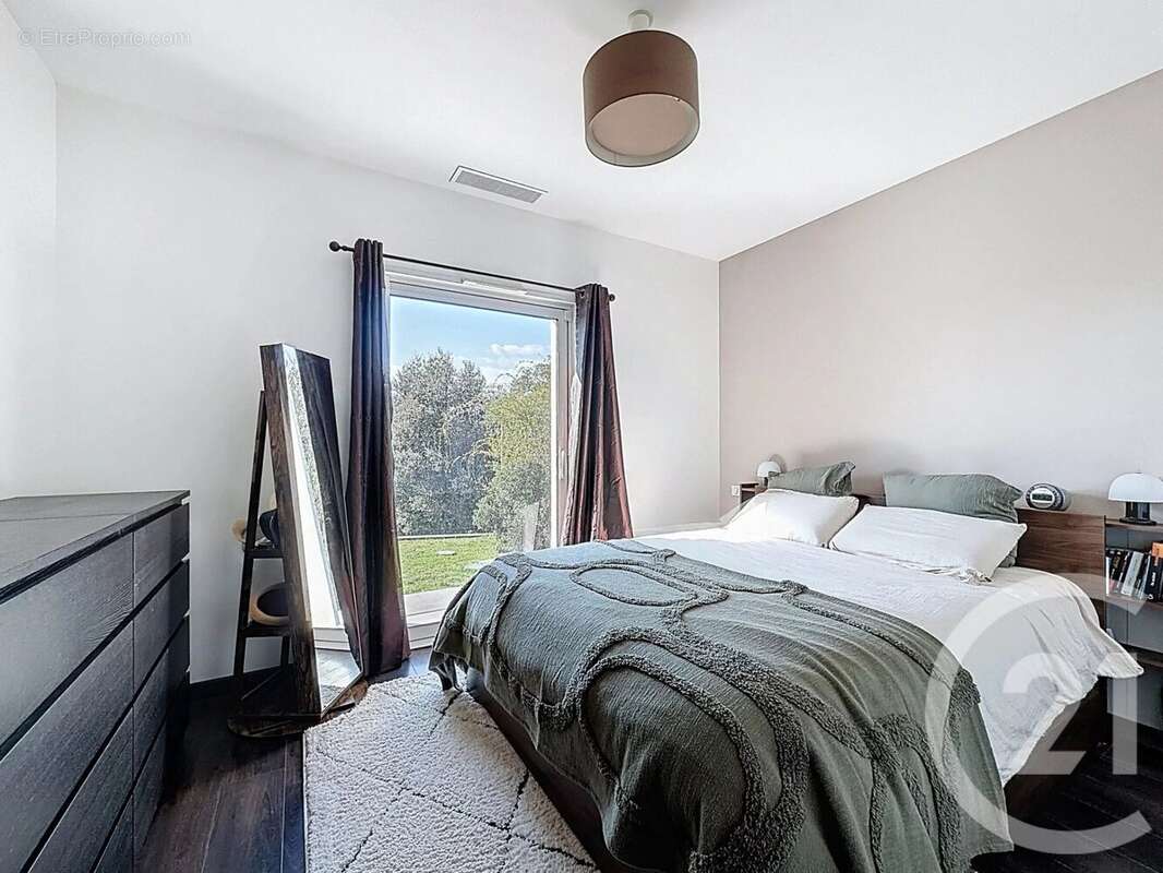 Maison à MOUANS-SARTOUX