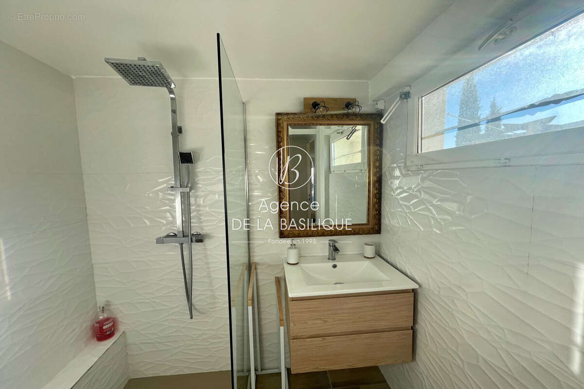 Maison à SAINT-MAXIMIN-LA-SAINTE-BAUME