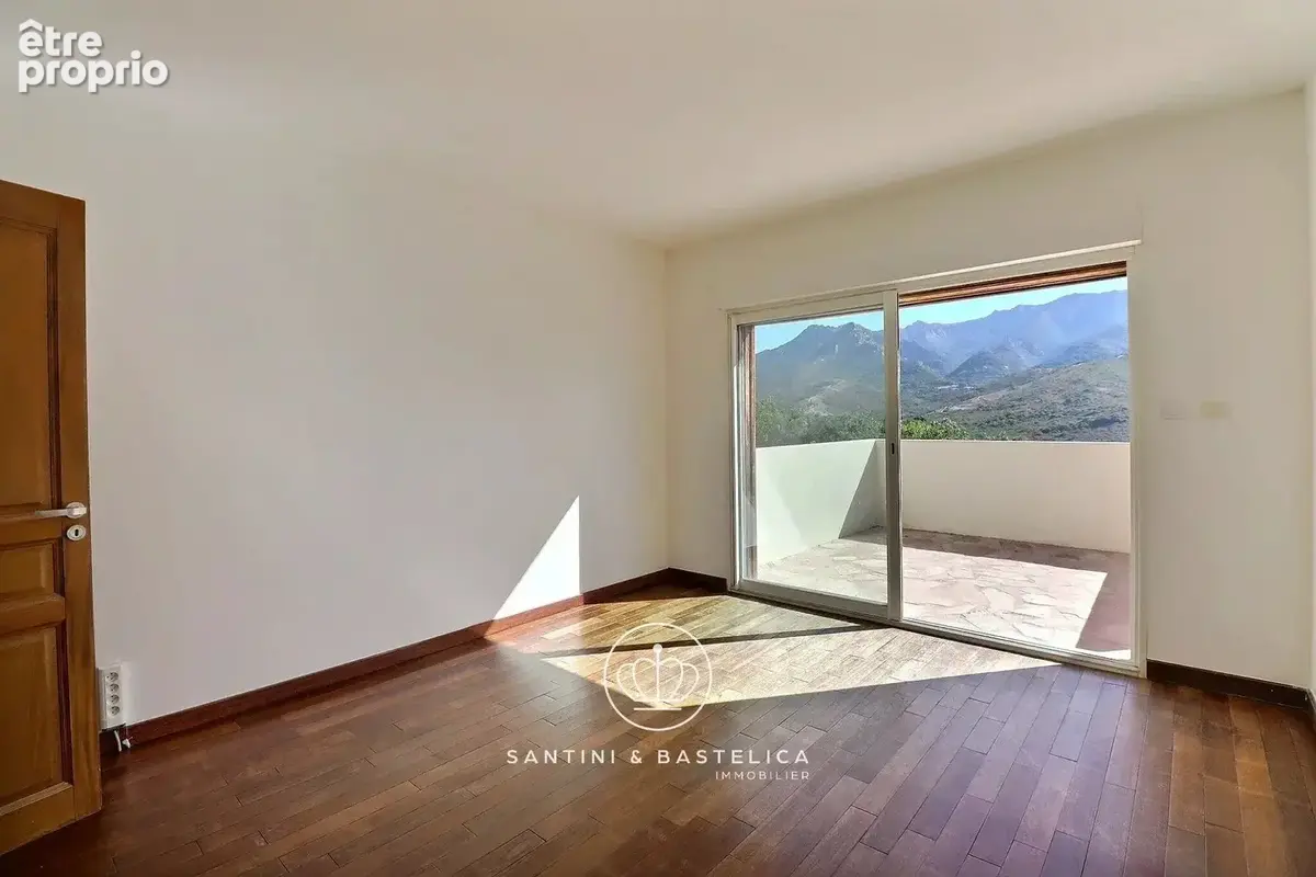 T3 à vendre en rez-de-jardin - Plaine de Peri Ajaccio - photo 2