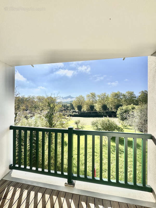 Appartement à URRUGNE