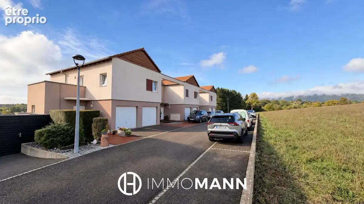 Duplex inversé avec jardin, terrasses, garage et parking - photo 1
