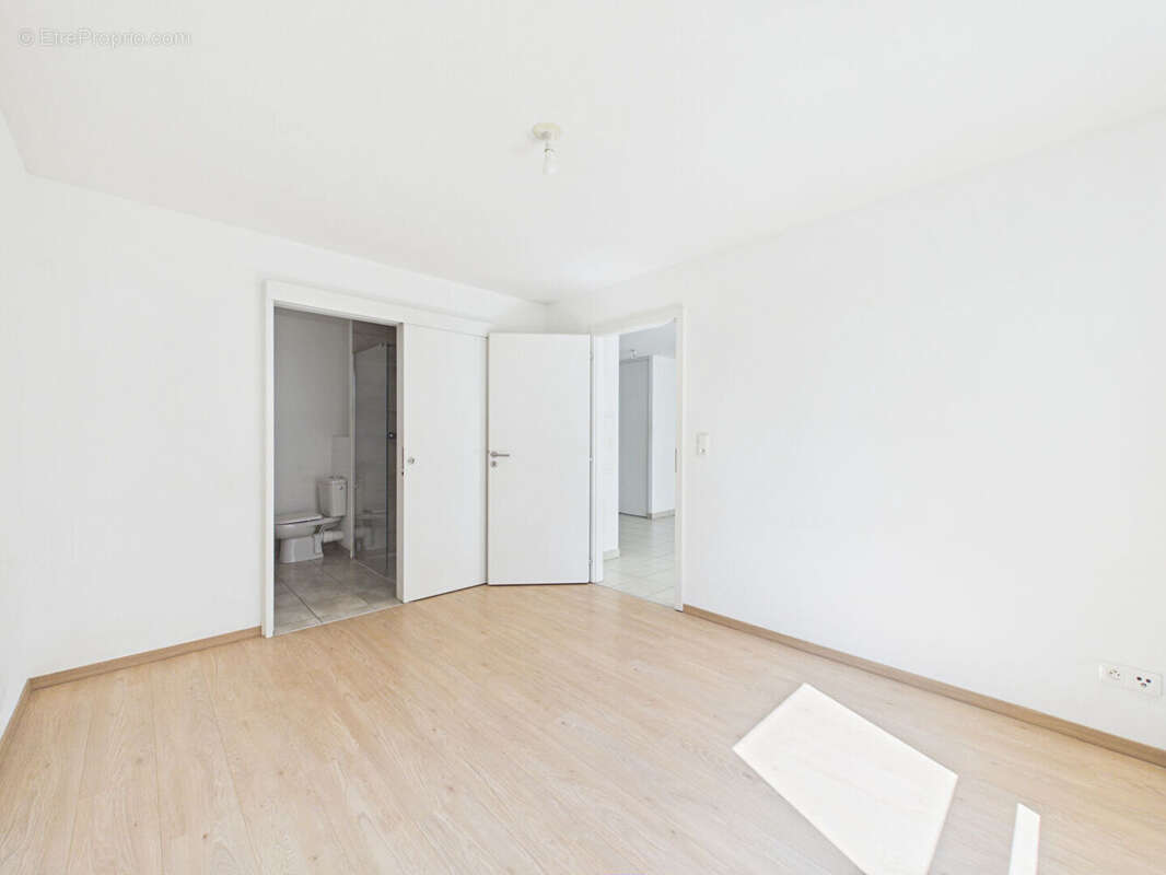 BISCHHEIM - F2 de 37.38 m² à vendre - photo 6