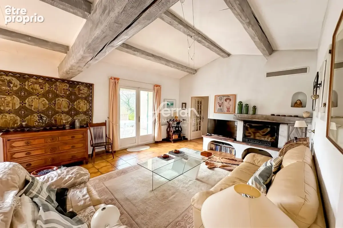 Maison 6 pièces 116 m² à vendre à Callas (83830) - photo 2