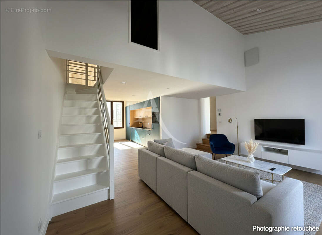 Appartement à FOURAS