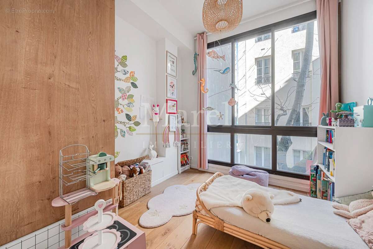 Appartement à PARIS-9E