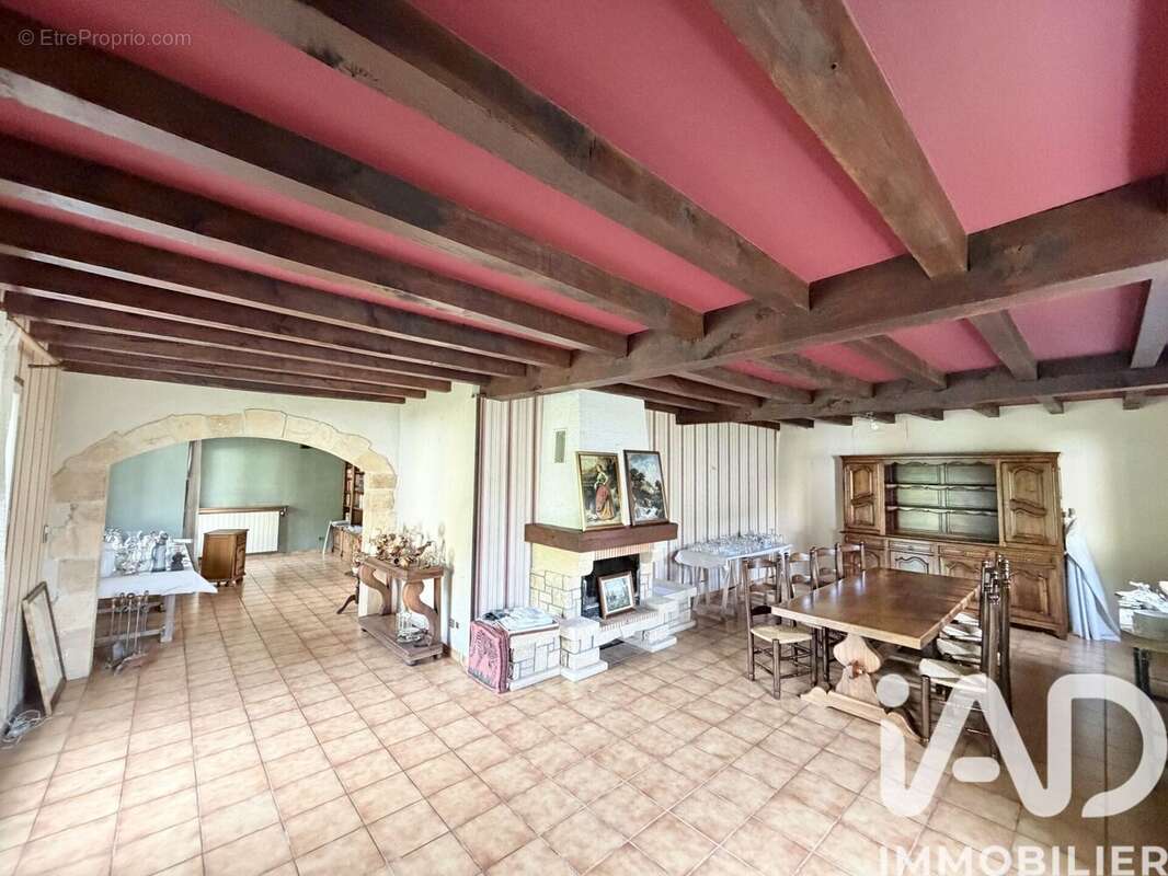 Photo 8 - Maison à LACAPELLE-MARIVAL