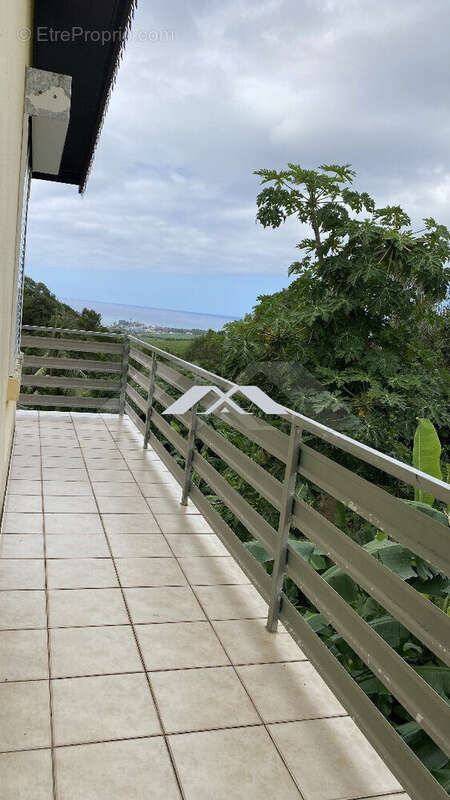 Maison à SAINTE-SUZANNE