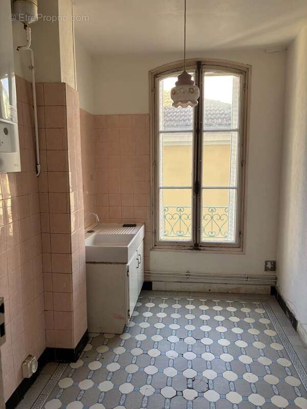 Appartement à MONTROUGE