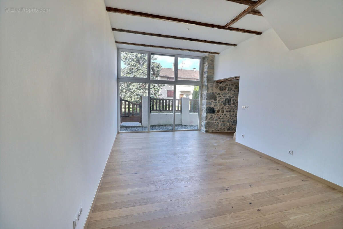Maison 114 m² à Douvaine  - photo 5