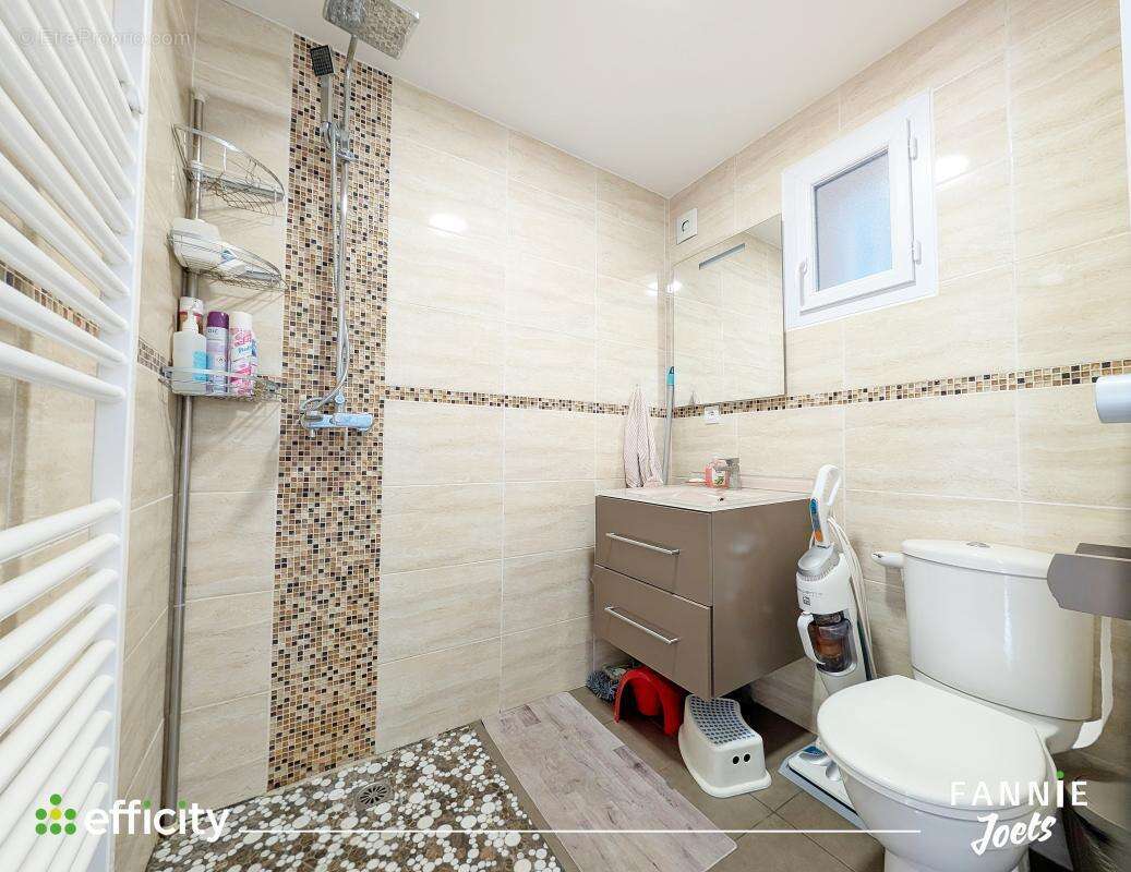 Maison à SAINT-GRATIEN