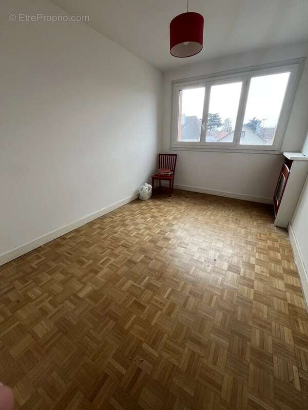 Maison à LE BLANC-MESNIL