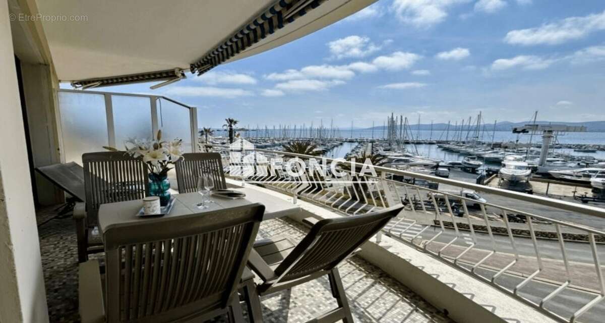 Appartement à SAINT-RAPHAEL