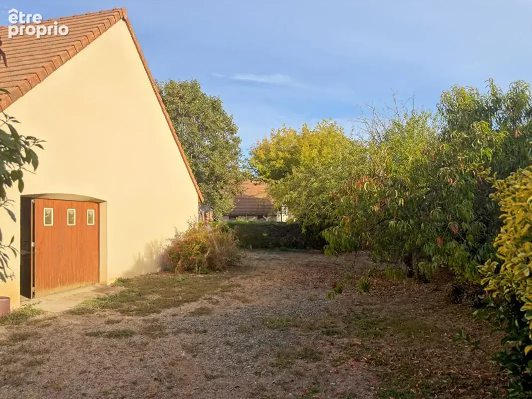 Maison Parce Sur Sarthe 5 pièce(s) 109 m2 - photo 16