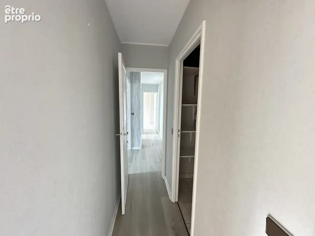 F3 avec balcon, cave et parking - photo 5