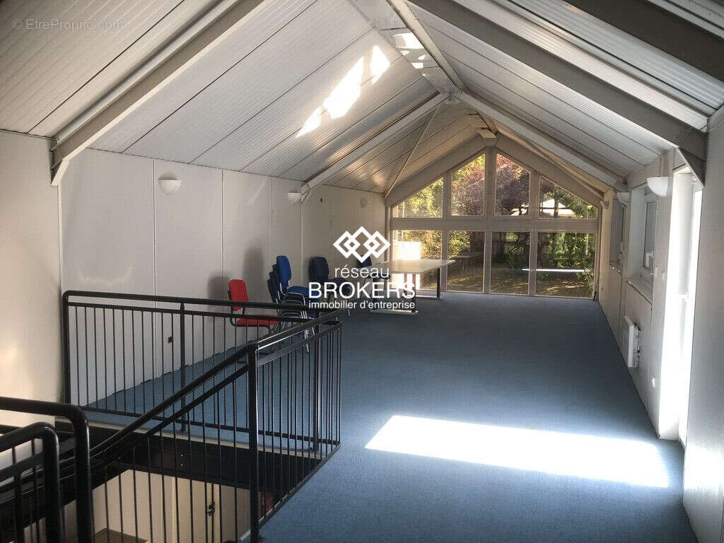 Commerce à SEYSSINET-PARISET