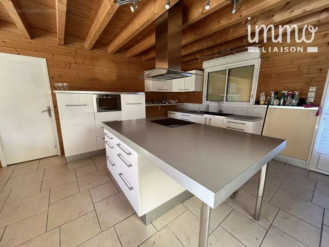 Maison à GRANDCHAMPS-DES-FONTAINES