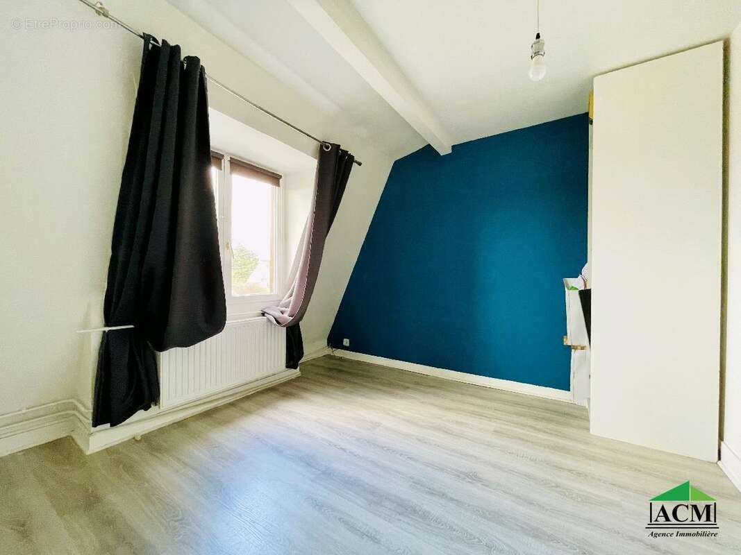 Appartement à MERY-SUR-OISE