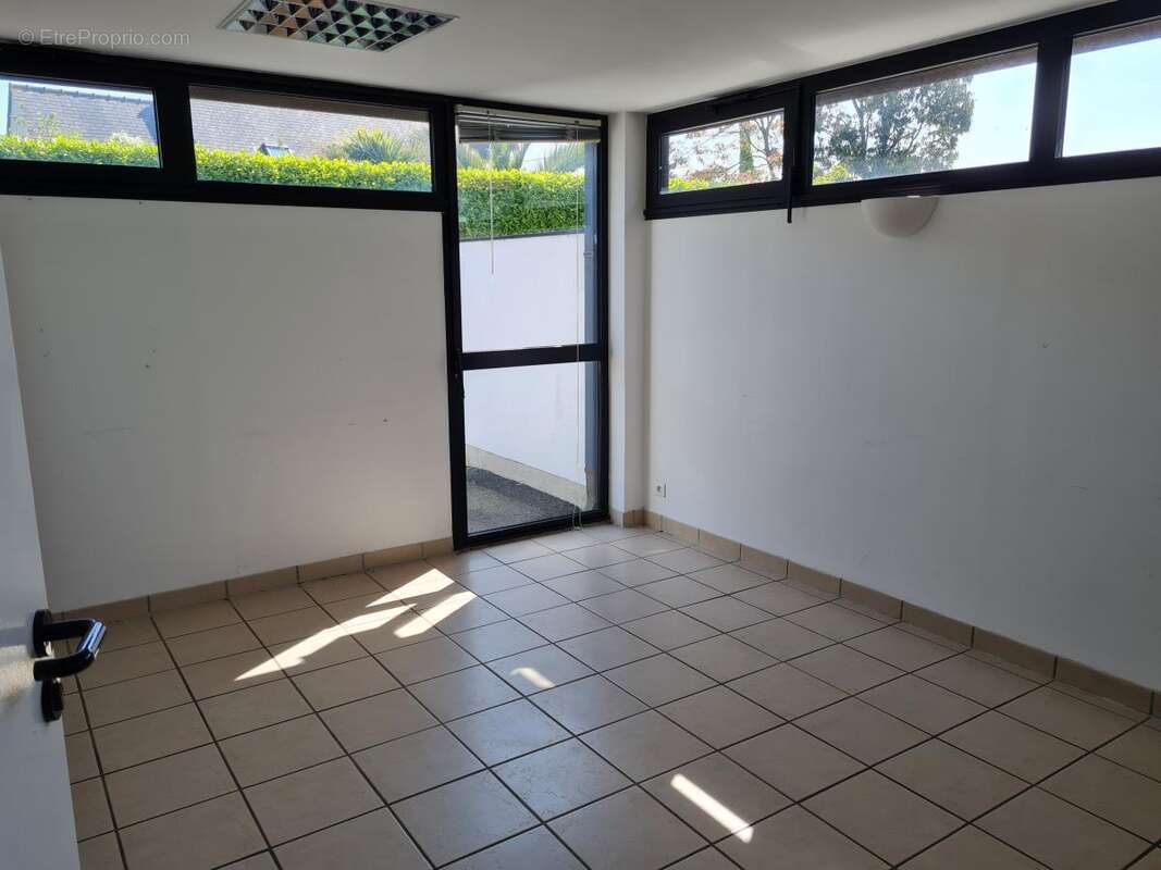 Commerce à PLOUGASNOU