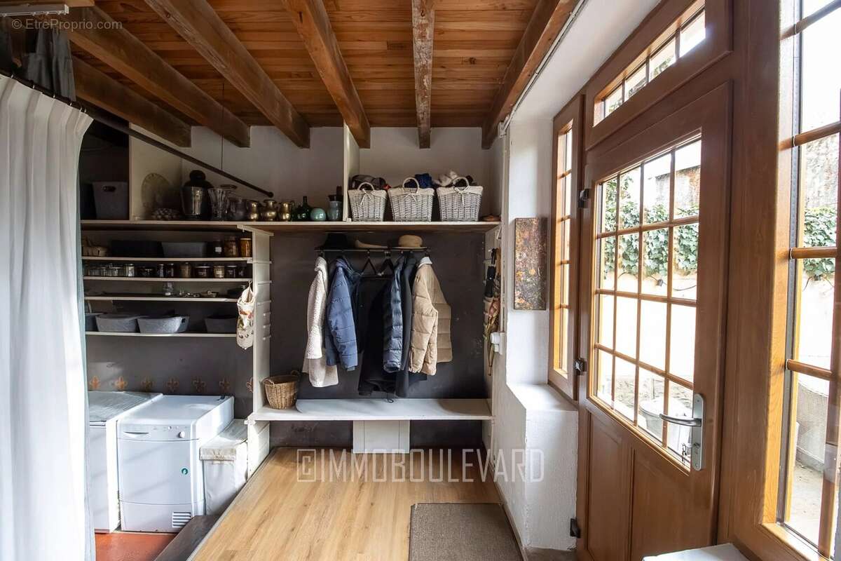 Maison à SAINT-MAURICE-PRES-PIONSAT