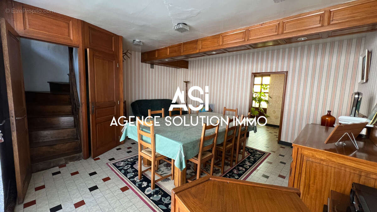 Maison à LIGNIERES-ORGERES