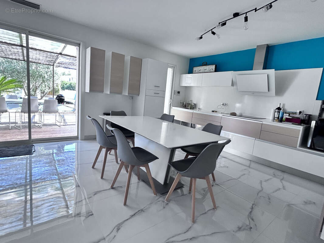 Maison à LA CADIERE-D&#039;AZUR