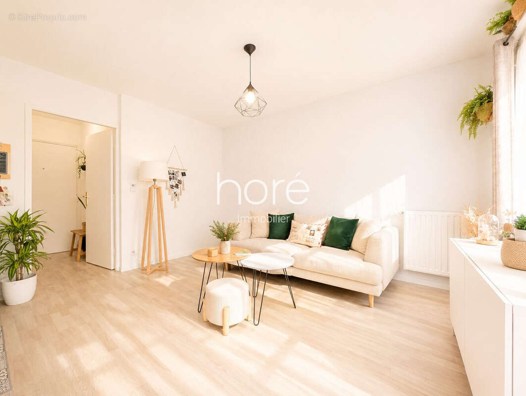 Appartement 37 m² à Cergy  - photo 2
