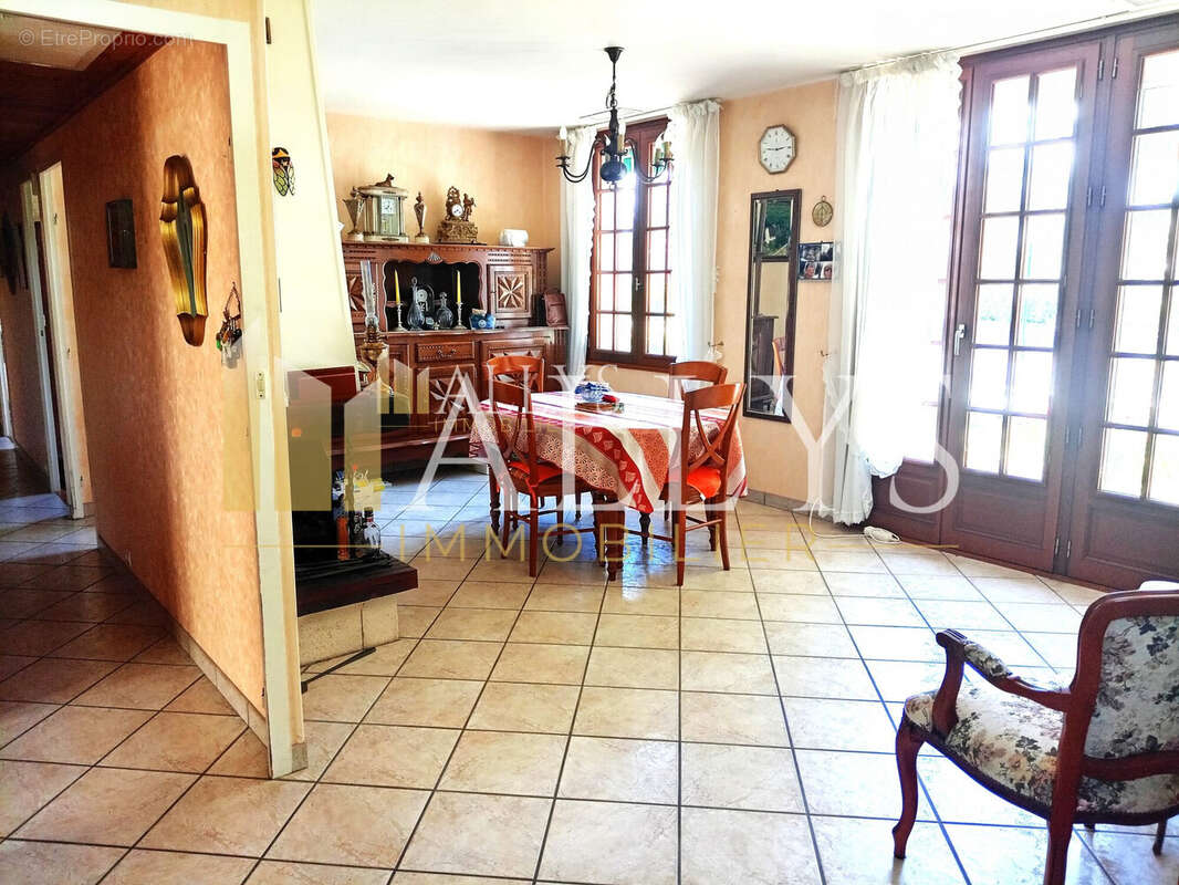 Maison à PANNECE