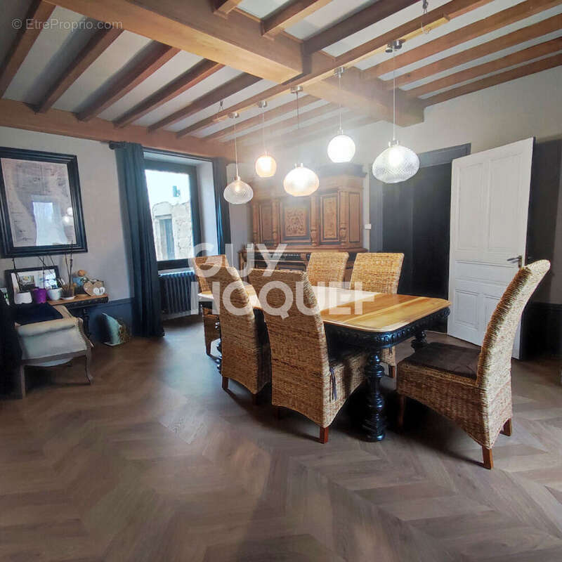 Maison à SOLEYMIEUX