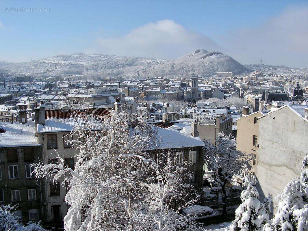 Appartement à SAINT-ETIENNE